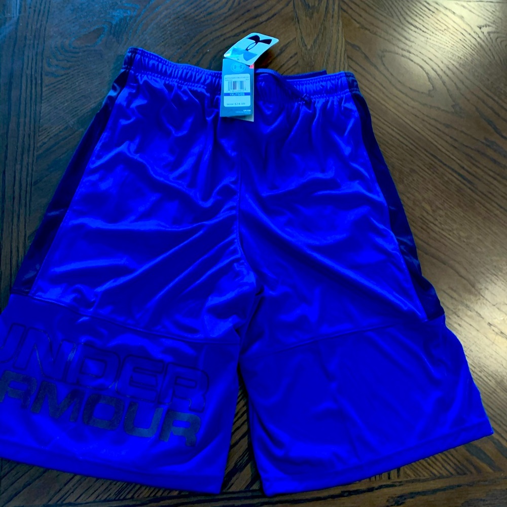 Youth Xl boys shorts Under Armour